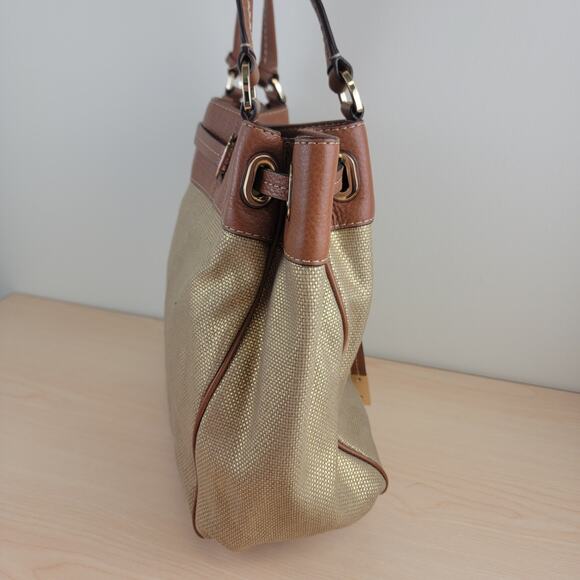 Michael Kors Bucket Bag - Picture 3 of 10
